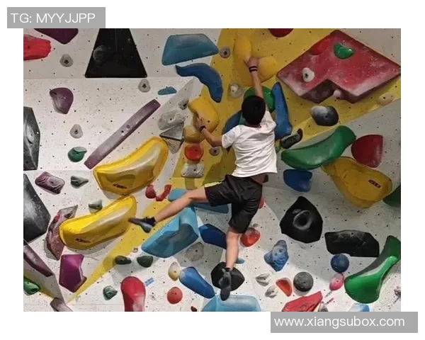 深圳攀岩队技术对比深度解析与训练策略探讨 深圳攀岩队技术对比深度解析与训练策略探讨